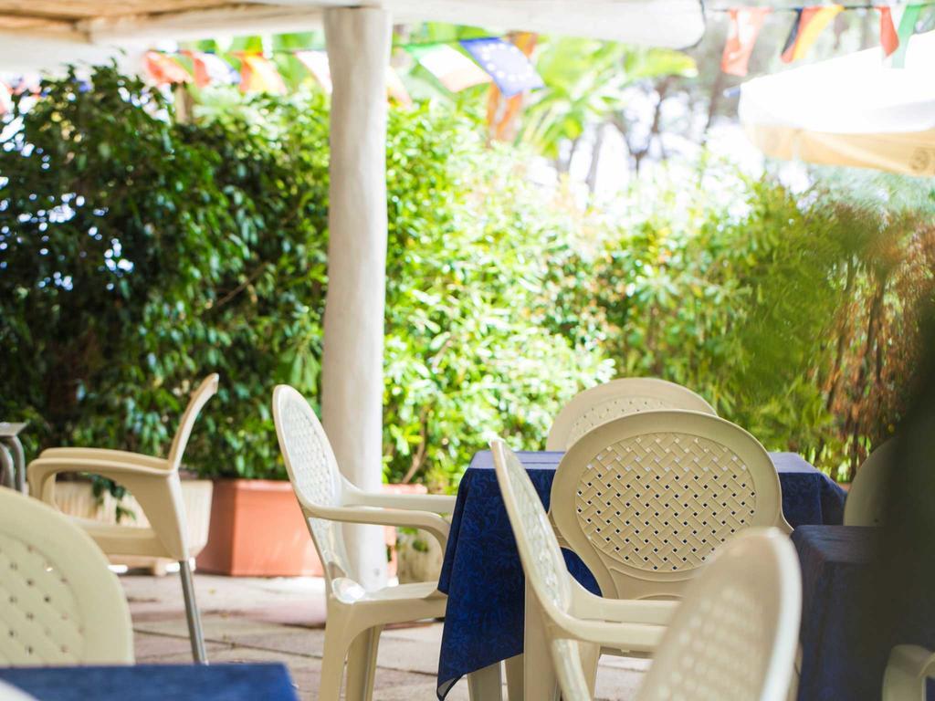 Camping Cala D'Ostia Pula Exterior foto
