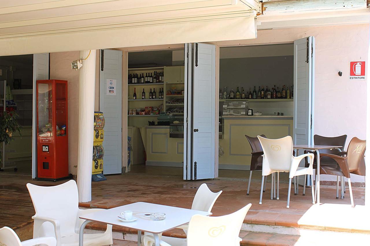 Camping Cala D'Ostia Pula Exterior foto